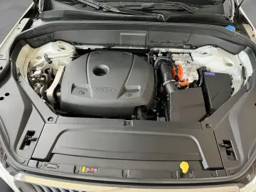 XC90 T8 AWD Recharge Inscription-Edition 7Sitzer