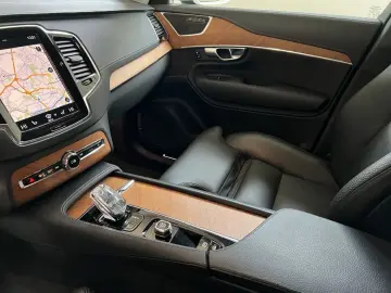 XC90 T8 AWD Recharge Inscription-Edition 7Sitzer
