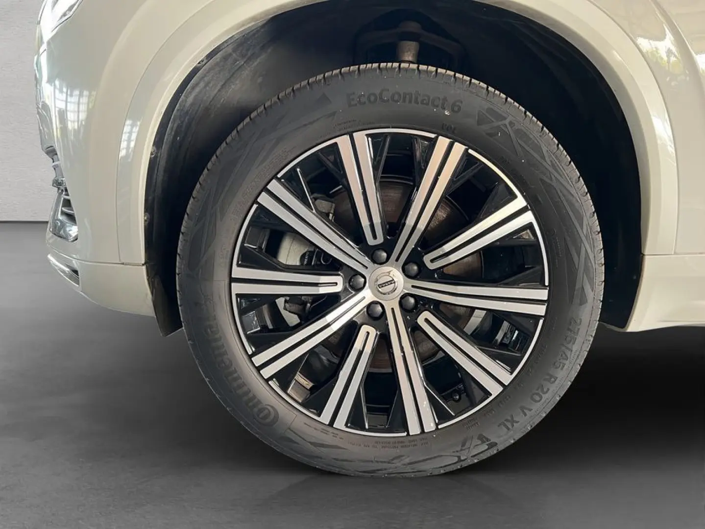 XC90 T8 AWD Recharge Inscription-Edition 7Sitzer