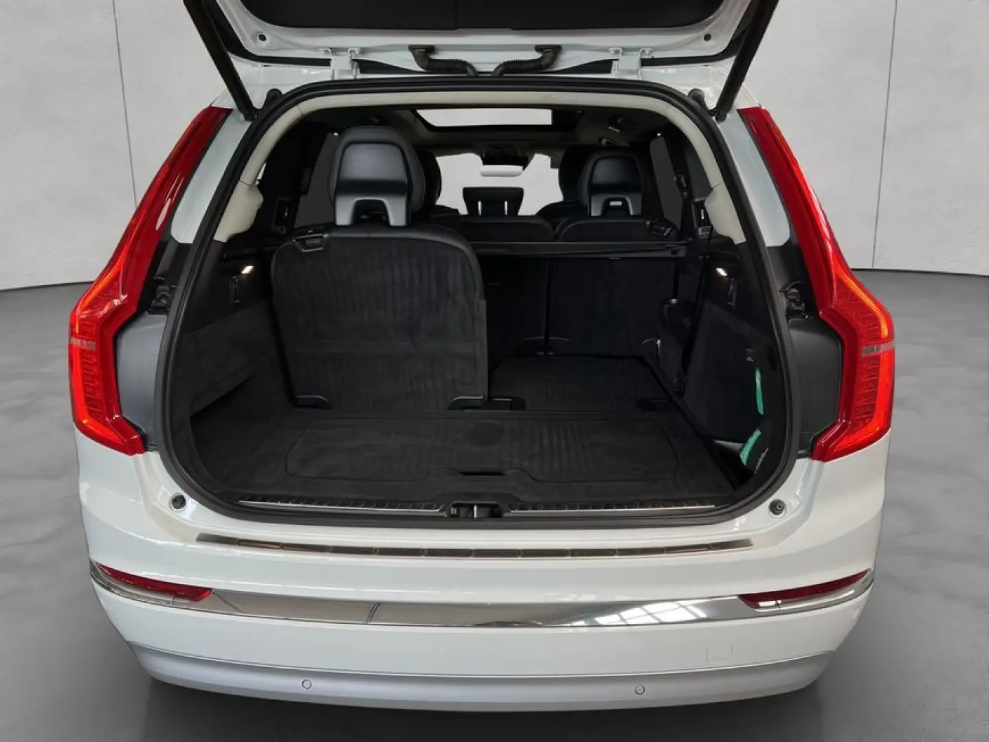 XC90 T8 AWD Recharge 7S Inscription-Edition Glas