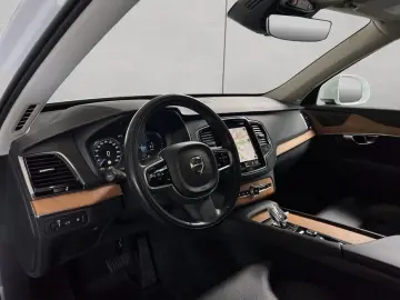 XC90 T8 AWD Recharge 7S Inscription-Edition Glas