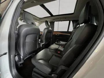 XC90 T8 AWD Recharge 7S Inscription-Edition Glas