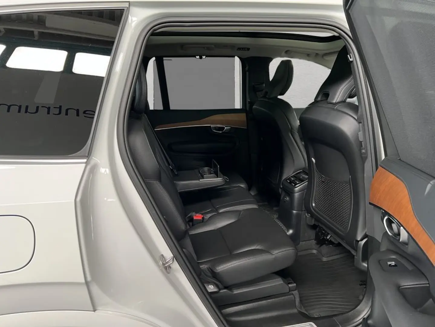 XC90 T8 AWD Recharge 7S Inscription-Edition Glas