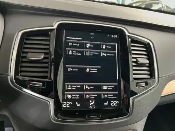 XC90 T8 AWD Recharge 7S Inscription-Edition Glas