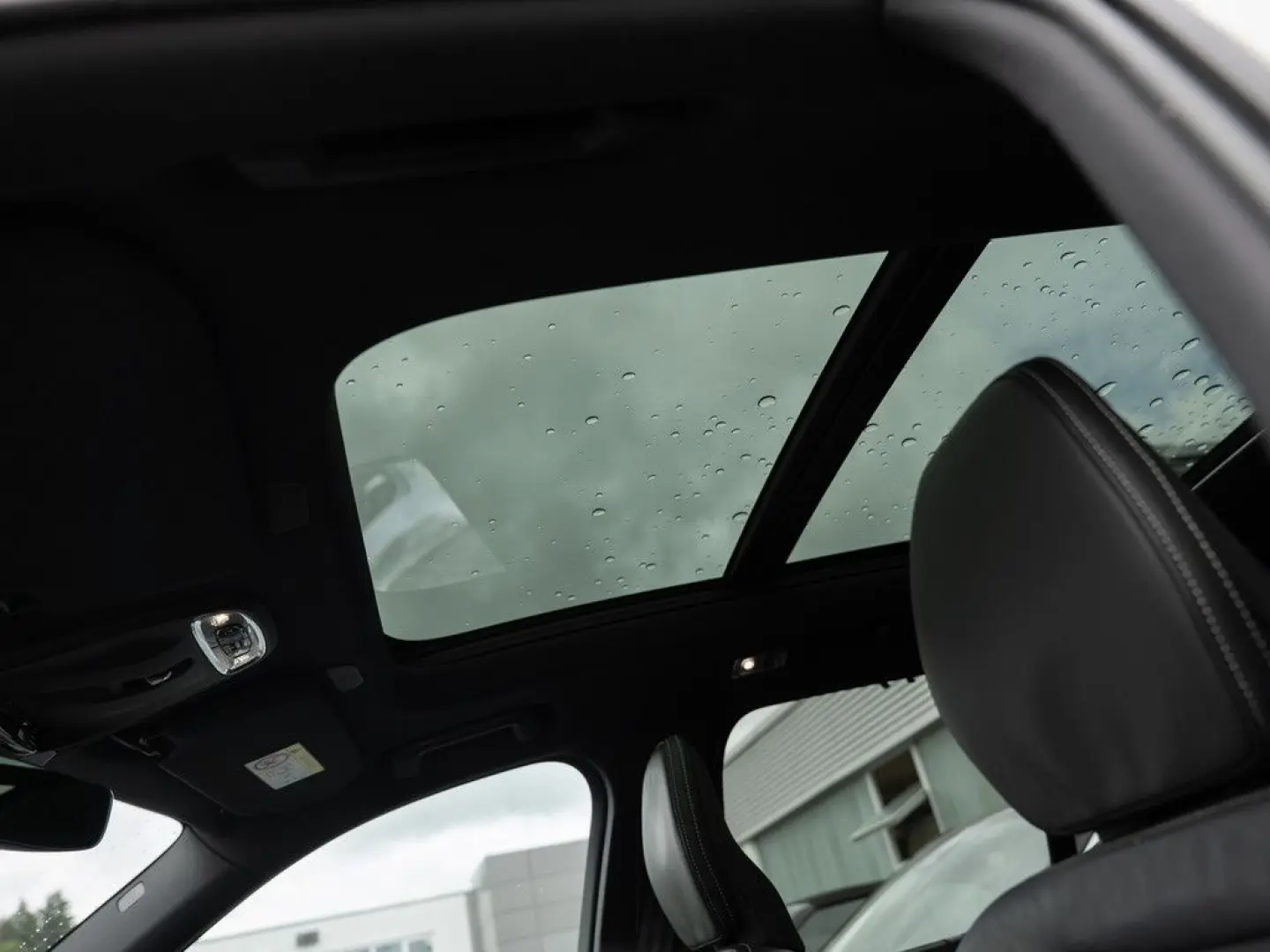 XC90 T8 AWD Recharge Plus Dark aus Erstbesitz