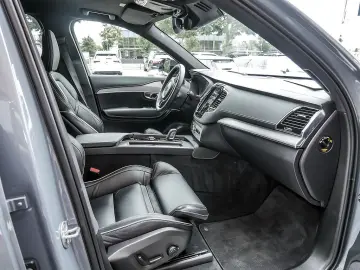 XC90 T8 AWD R Design Edition 360° LUFTFEDERUNG