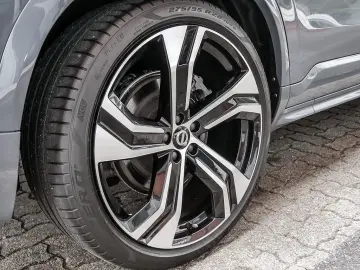 XC90 T8 AWD R Design Edition 360° LUFTFEDERUNG