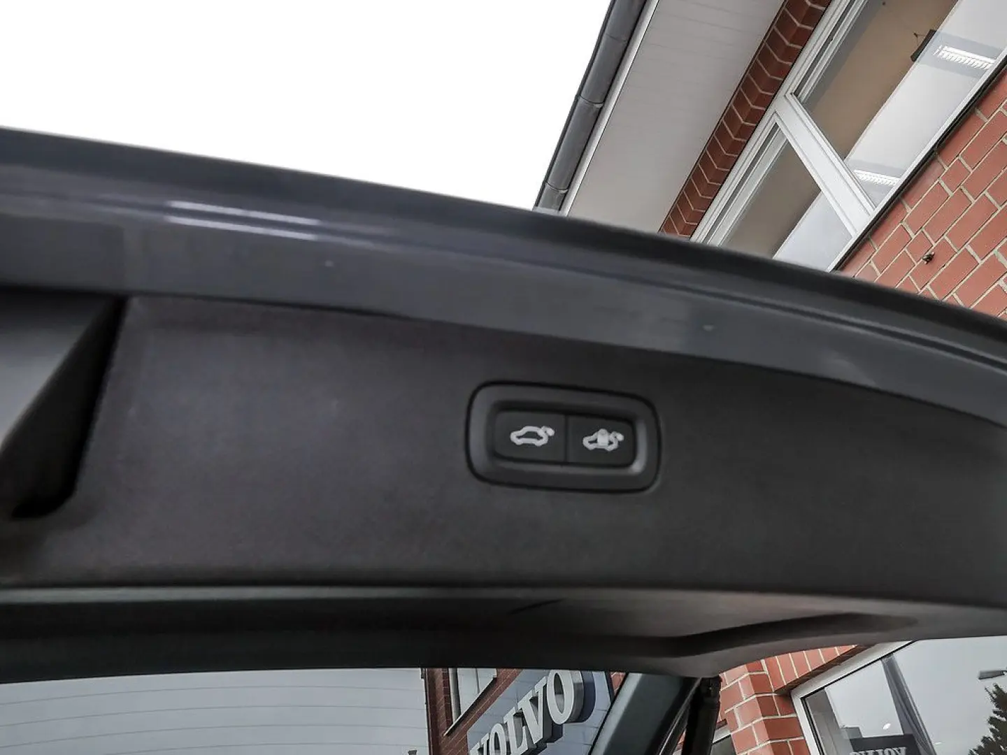 XC90 T8 AWD R Design Edition 360° LUFTFEDERUNG