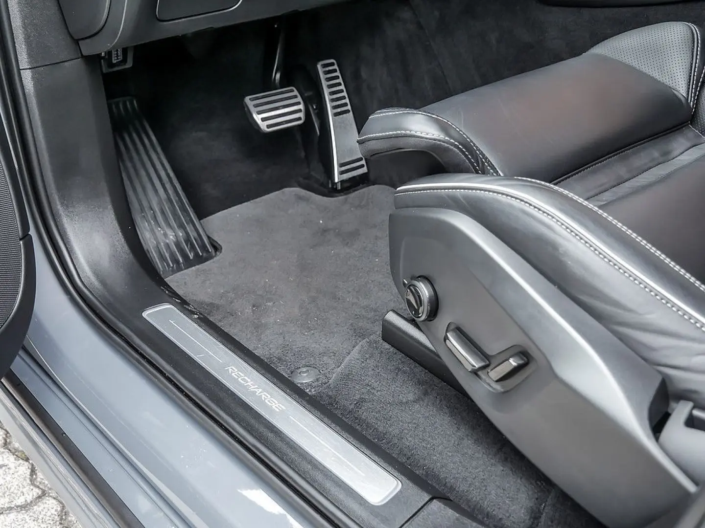 XC90 T8 AWD R Design Edition 360° LUFTFEDERUNG