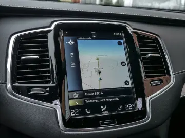 XC90 T8 AWD R Design Edition 360° LUFTFEDERUNG