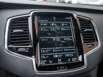 XC90 T8 AWD R Design Edition 360° LUFTFEDERUNG