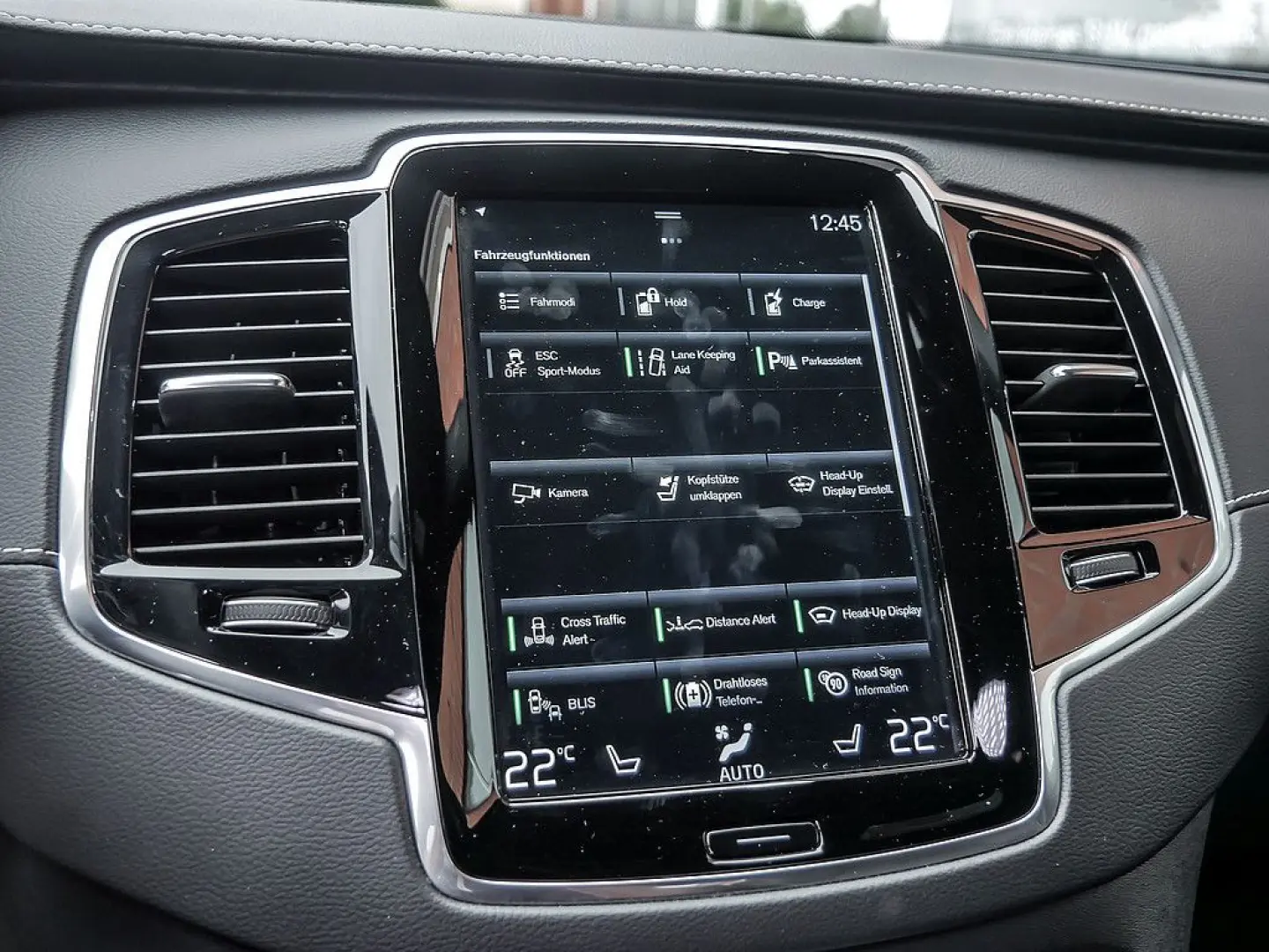 XC90 T8 AWD R Design Edition 360° LUFTFEDERUNG