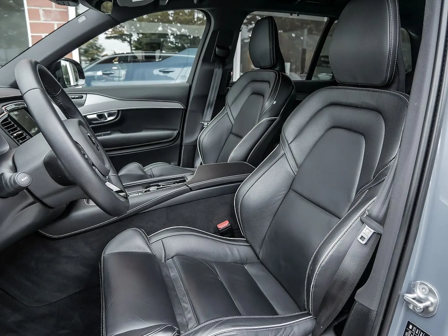 XC90 T8 AWD R Design Edition 360° LUFTFEDERUNG