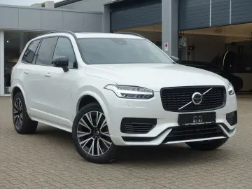 XC90 Recharge Plus Dark T8 AWD PANO/AHK/360°/SHZ