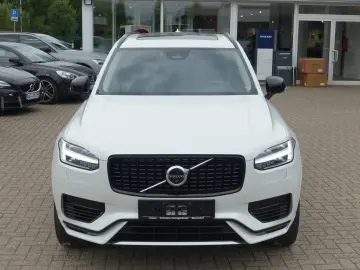 XC90 Recharge Plus Dark T8 AWD PANO/AHK/360°/SHZ