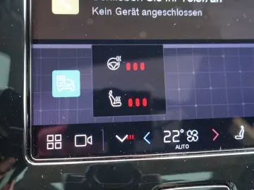 XC90 Recharge Plus Dark T8 AWD PANO/AHK/360°/SHZ