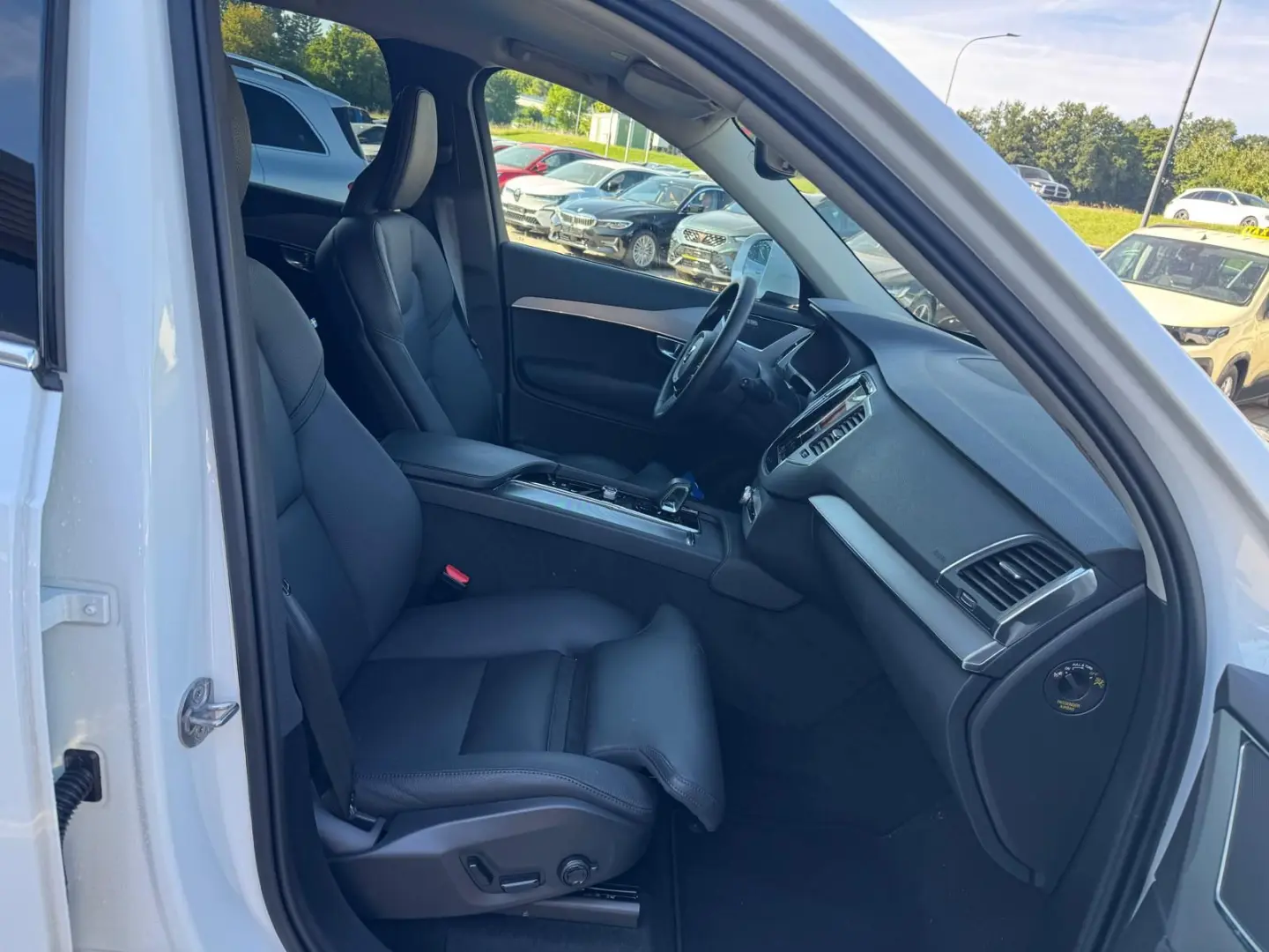 XC 90 T8 AWD Core Plug-In (EURO 6d)
