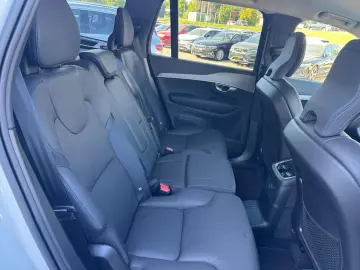 XC 90 T8 AWD Core Plug-In (EURO 6d)
