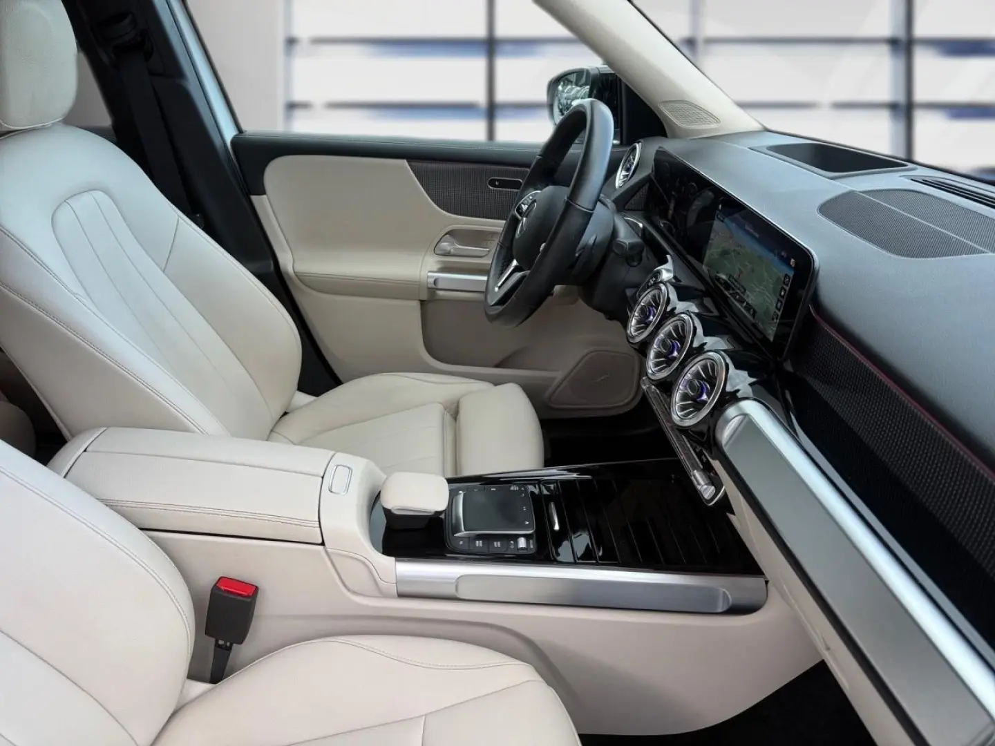 GLB 220 d 4MATIC HEADUP+NIGHT+AHK+MASSAGE+MULTIB