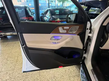 GLE 300 d 4Ma AMG + NIGHT NAV/LED/PSD/HUD/360°