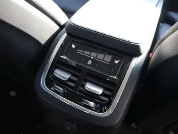 XC90 T8 AWD Plug-in Hybrid Plus Bright|360CAM|NA