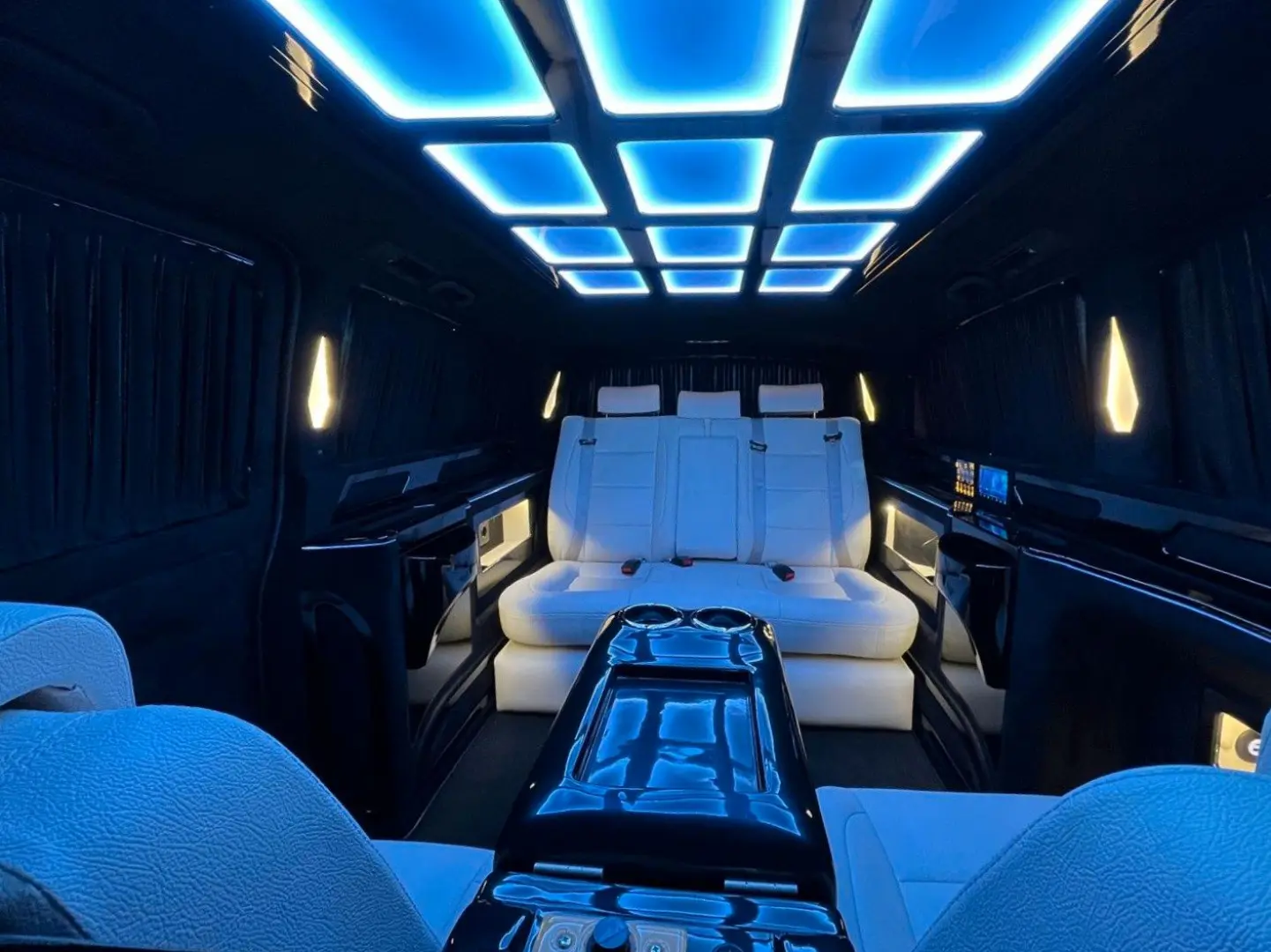Vito XL VIP Business Extralang Maybach Luxury TV