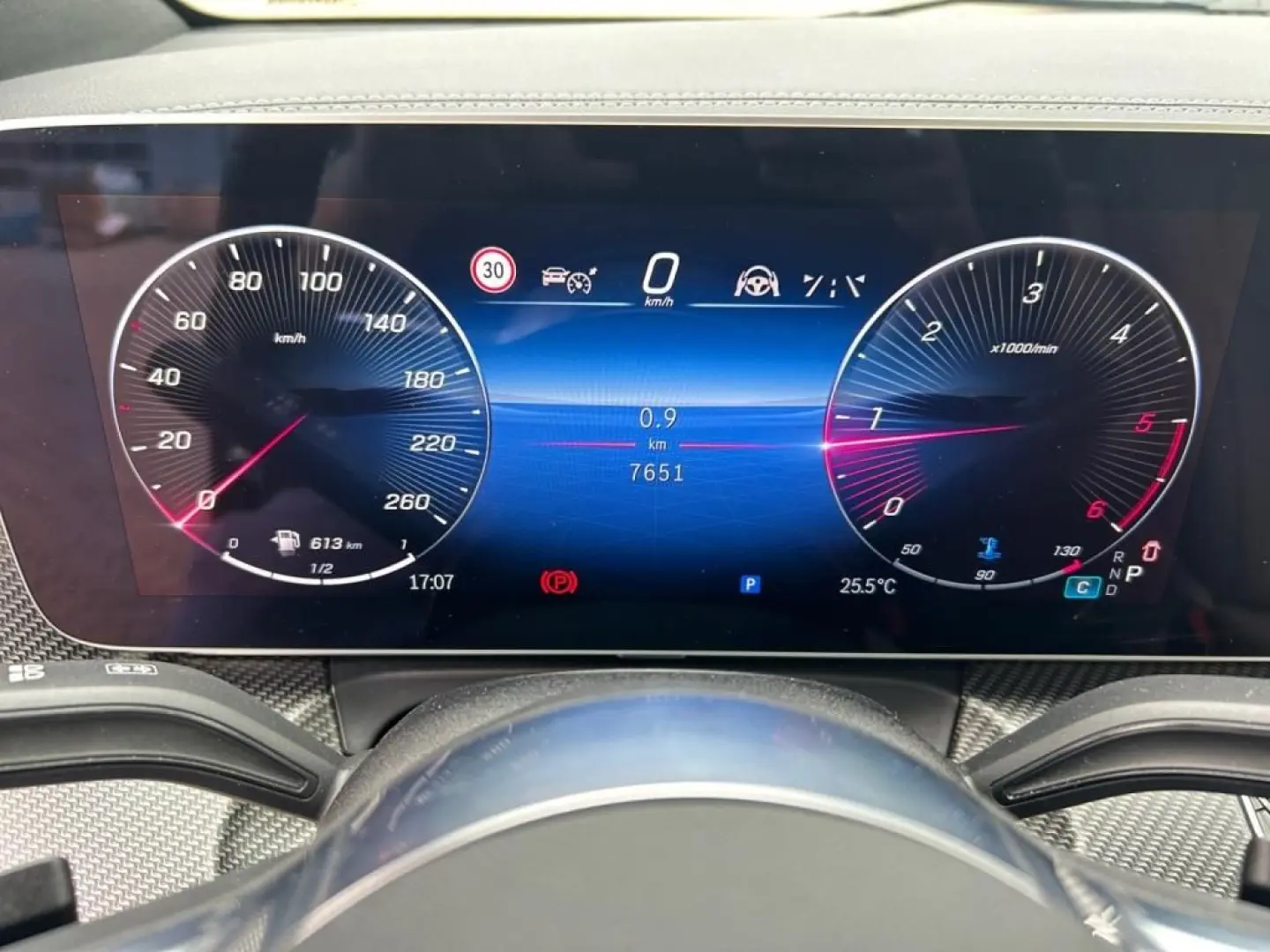 V 300 d 4MATIC AVANTGARDE AMG PANO+LED+AHK+DISTR
