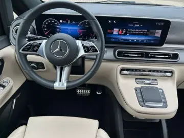 V 300 d 4MATIC AVANTGARDE AMG PANO+LED+AHK+DISTR