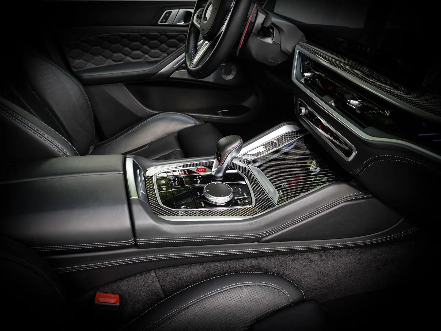X6 M Competition AHK Softclose SkyLounge DA Pro 