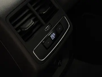 Audi A4 2.0 Benzina 190CP S-Line Automata 2015/11 Euro 6