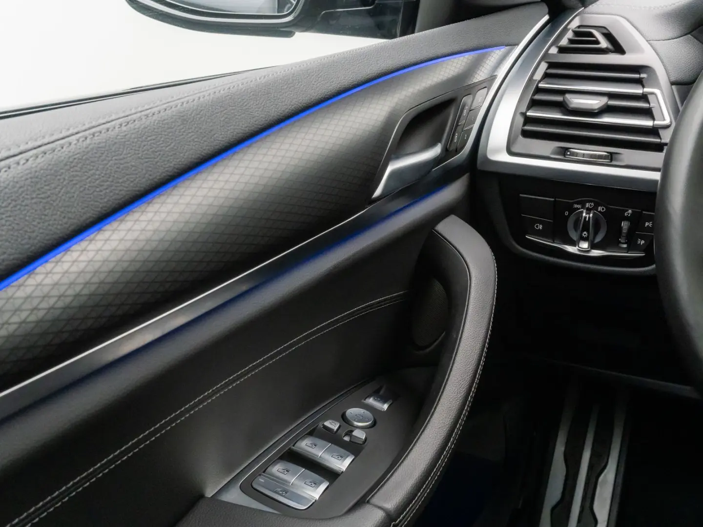 X3 M40i Panorama Laser 360°HUD DAB H/K AHK 21Zol
