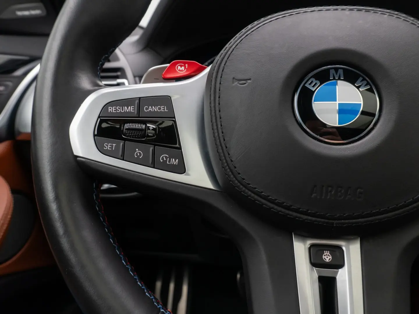 X4 M Competition HUD Kamera DAB Panorama 21Zoll