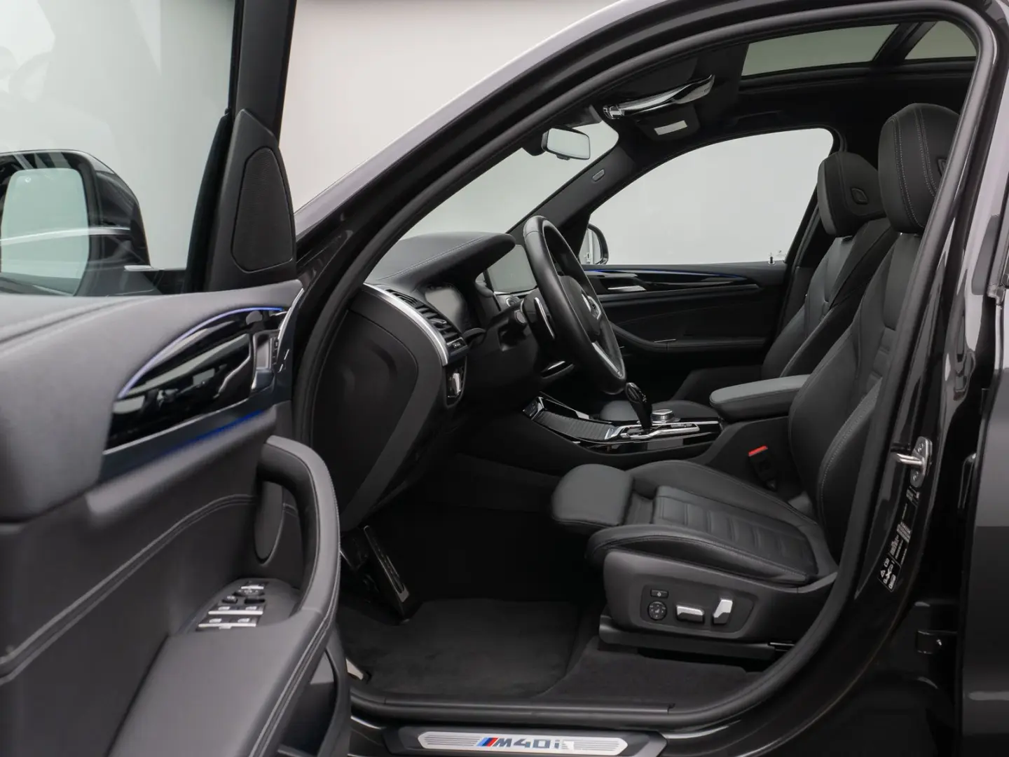 X3 M40i Panorama HUD DAB HiFi Komfort Alarm 20