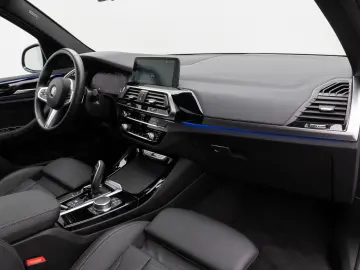 X3 M40i Panorama HUD DAB HiFi Komfort Alarm 20