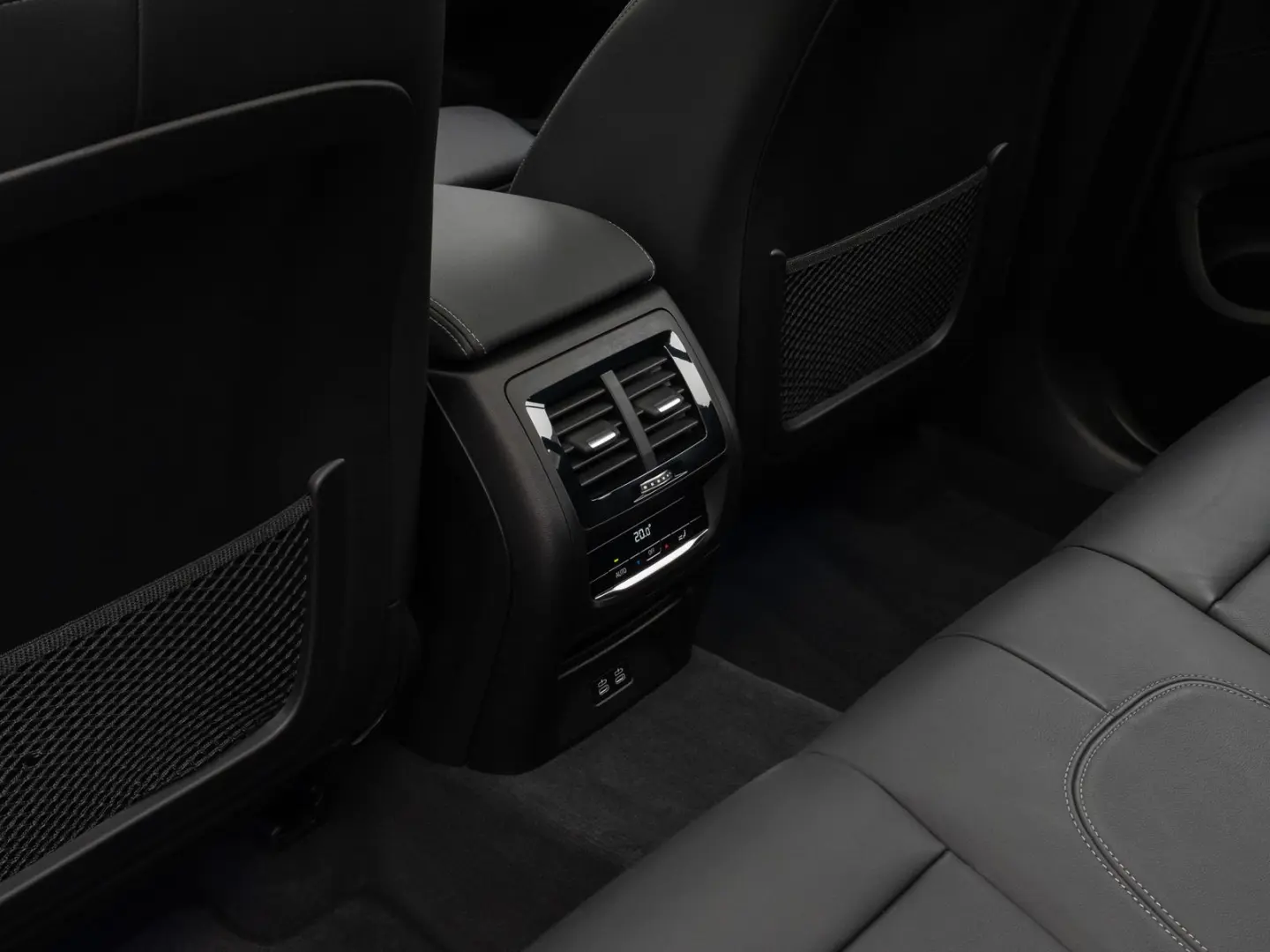 X3 M40i Panorama HUD DAB HiFi Komfort Alarm 20
