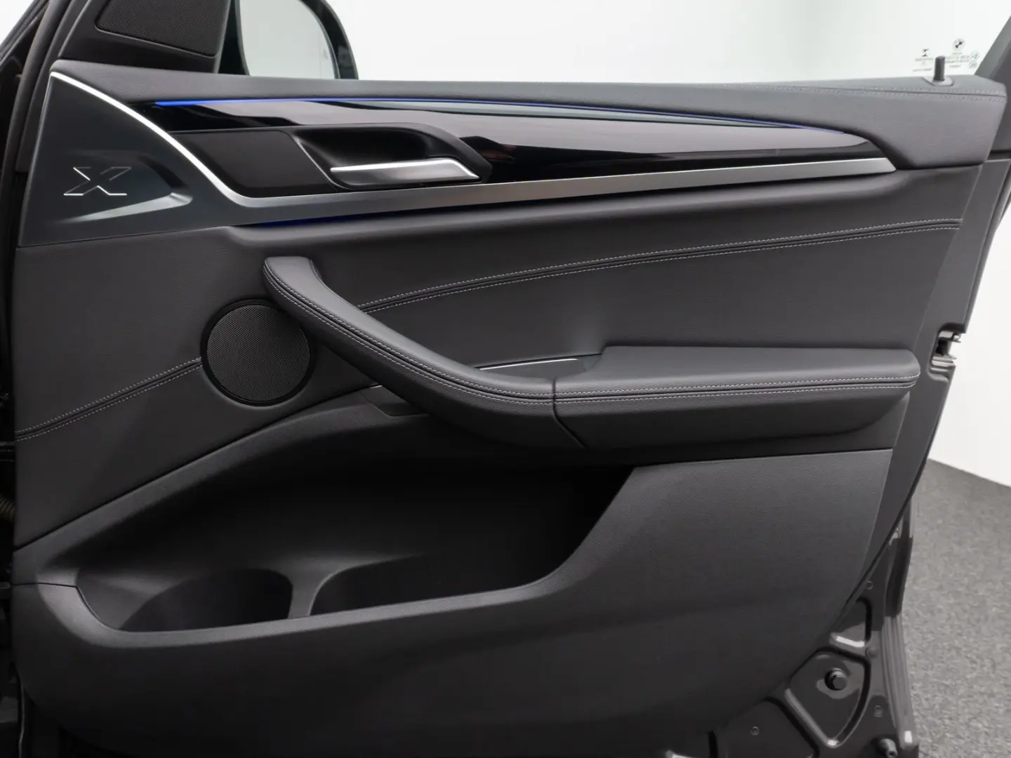 X3 M40i Panorama HUD DAB HiFi Komfort Alarm 20