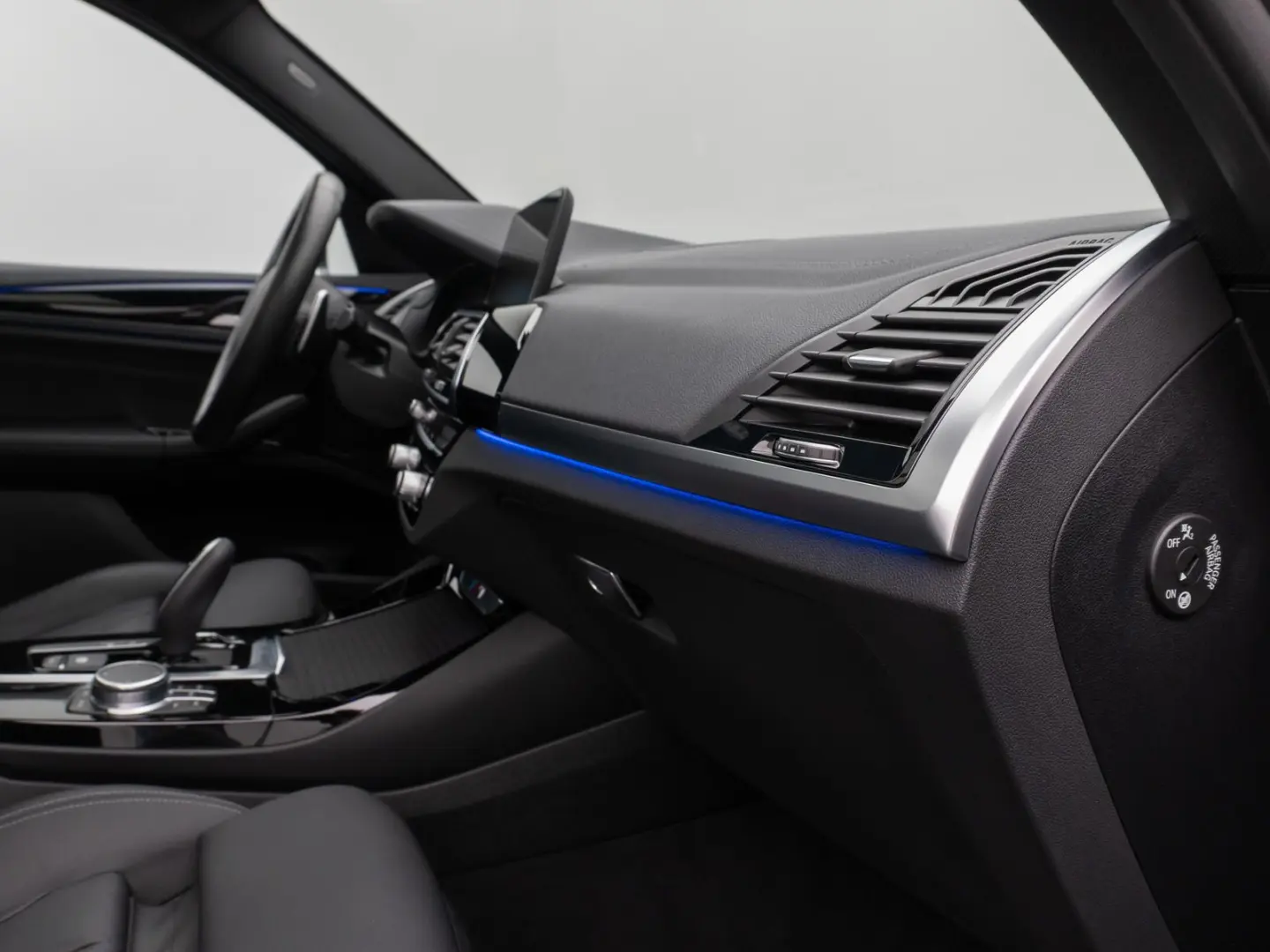 X3 M40i Panorama HUD DAB HiFi Komfort Alarm 20