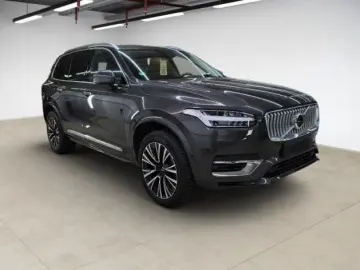 XC90 T8 AWD Ultimate Bright HUD STANDHZ ACC PANO