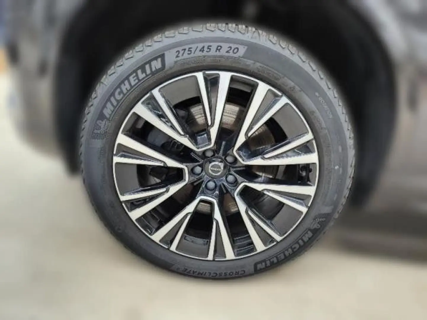 XC90 T8 AWD Ultimate Bright HUD STANDHZ ACC PANO