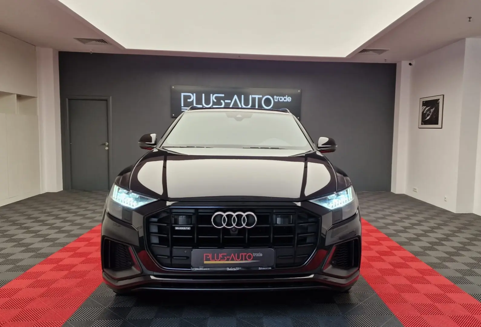 Audi Q8 50 TDI quattro S Line MHEV