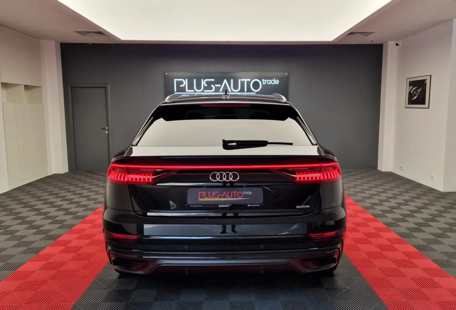 Audi Q8 50 TDI quattro S Line MHEV