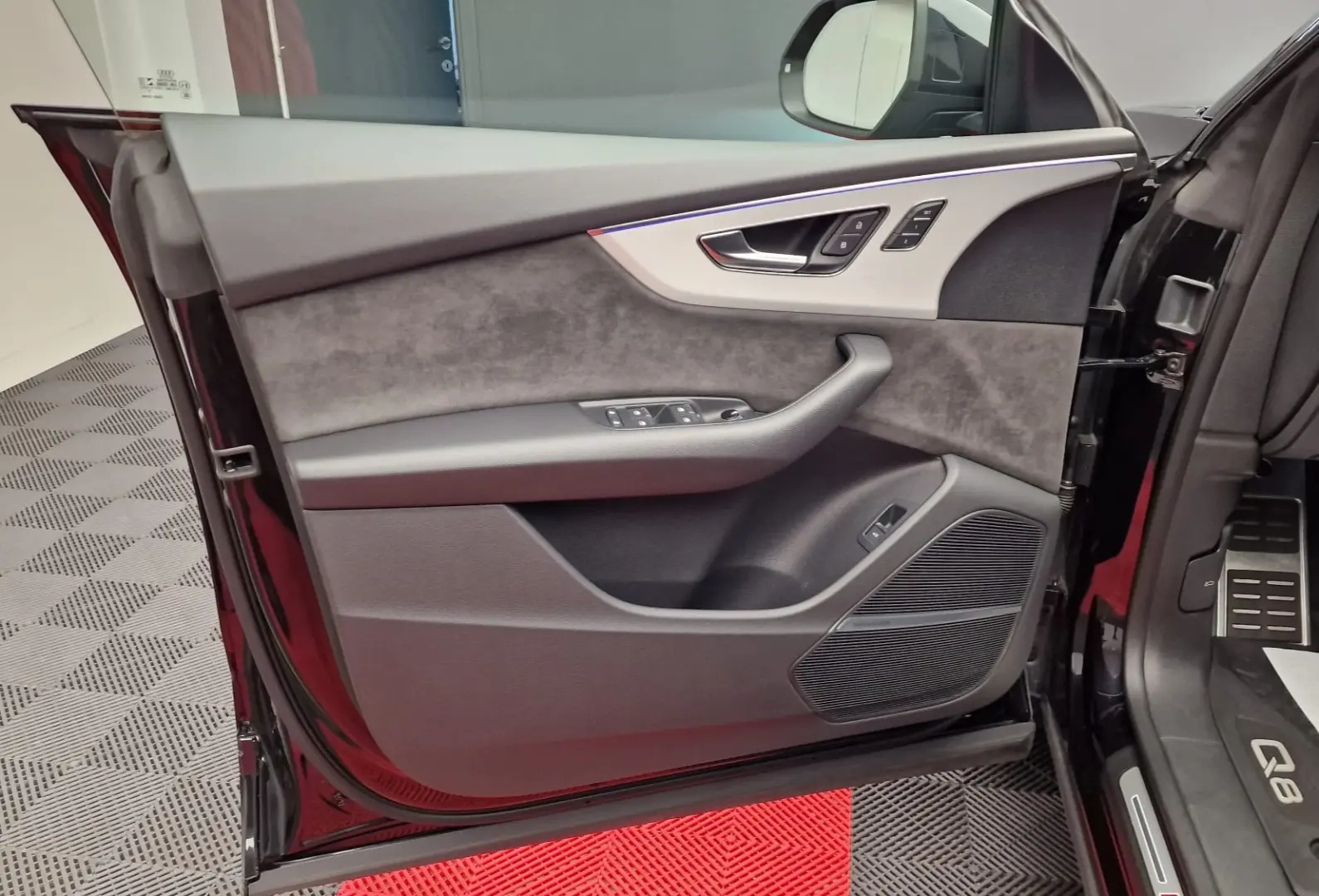 Audi Q8 50 TDI quattro S Line MHEV