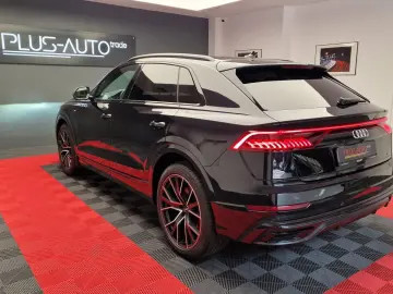 Audi Q8 50 TDI quattro S Line MHEV