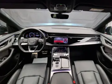 Audi Q8 50 TDI quattro S Line MHEV
