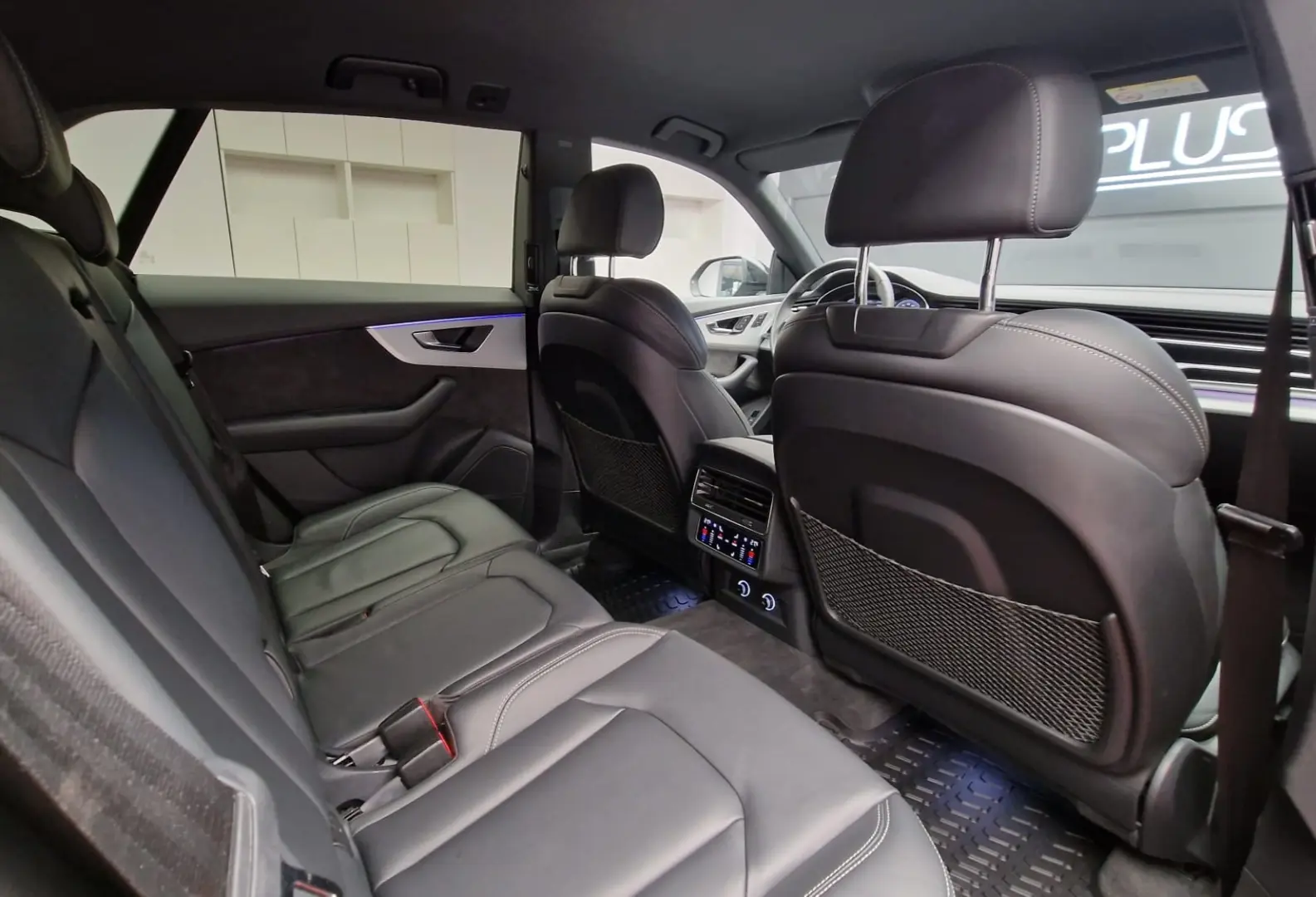 Audi Q8 50 TDI quattro S Line MHEV