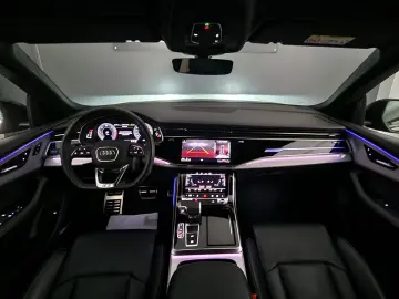 Audi Q8 50 TDI quattro S Line MHEV