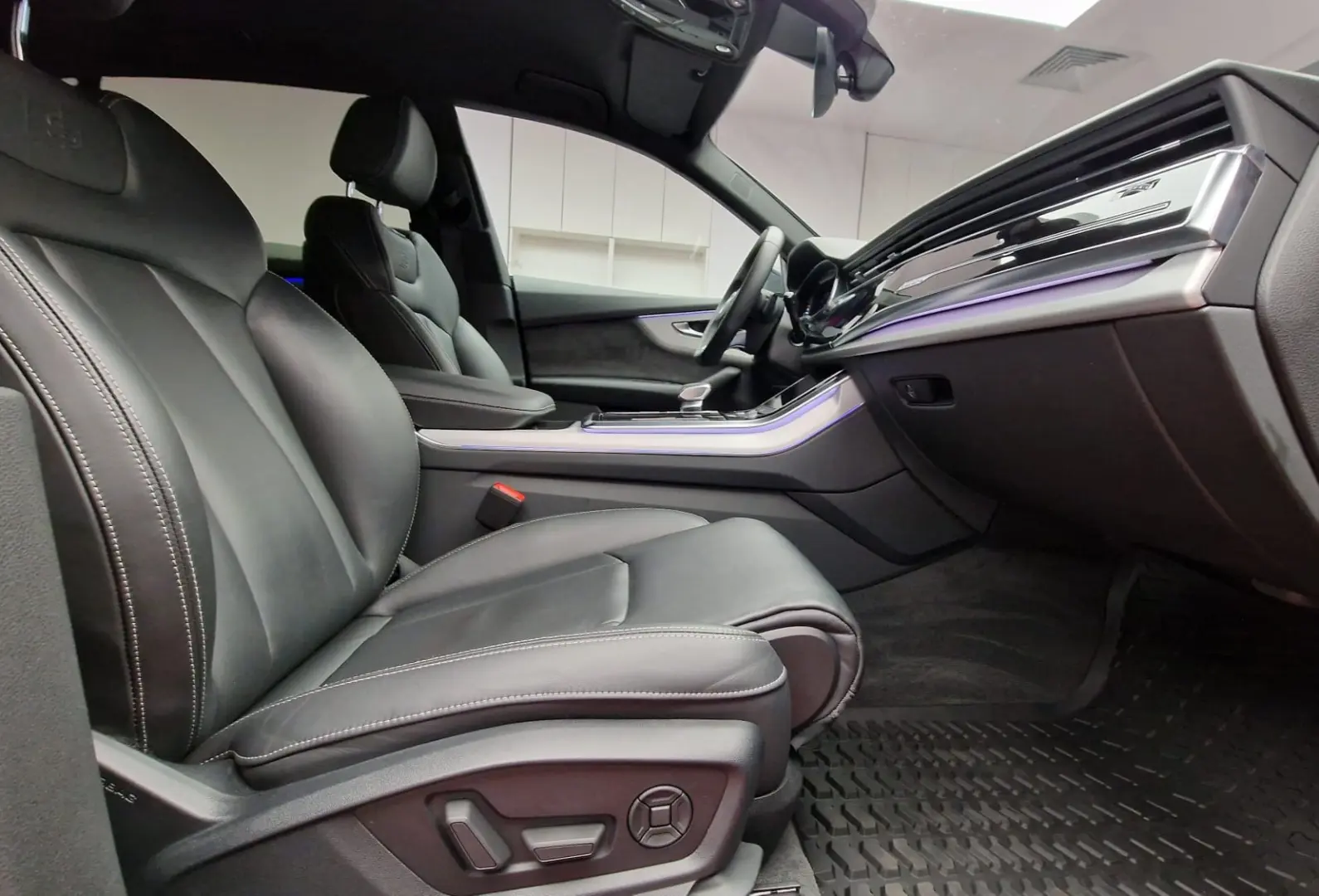Audi Q8 50 TDI quattro S Line MHEV