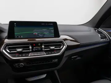 X3 xD30d M Sport Kamera DAB HiFi Lenkrhzg 20Zoll