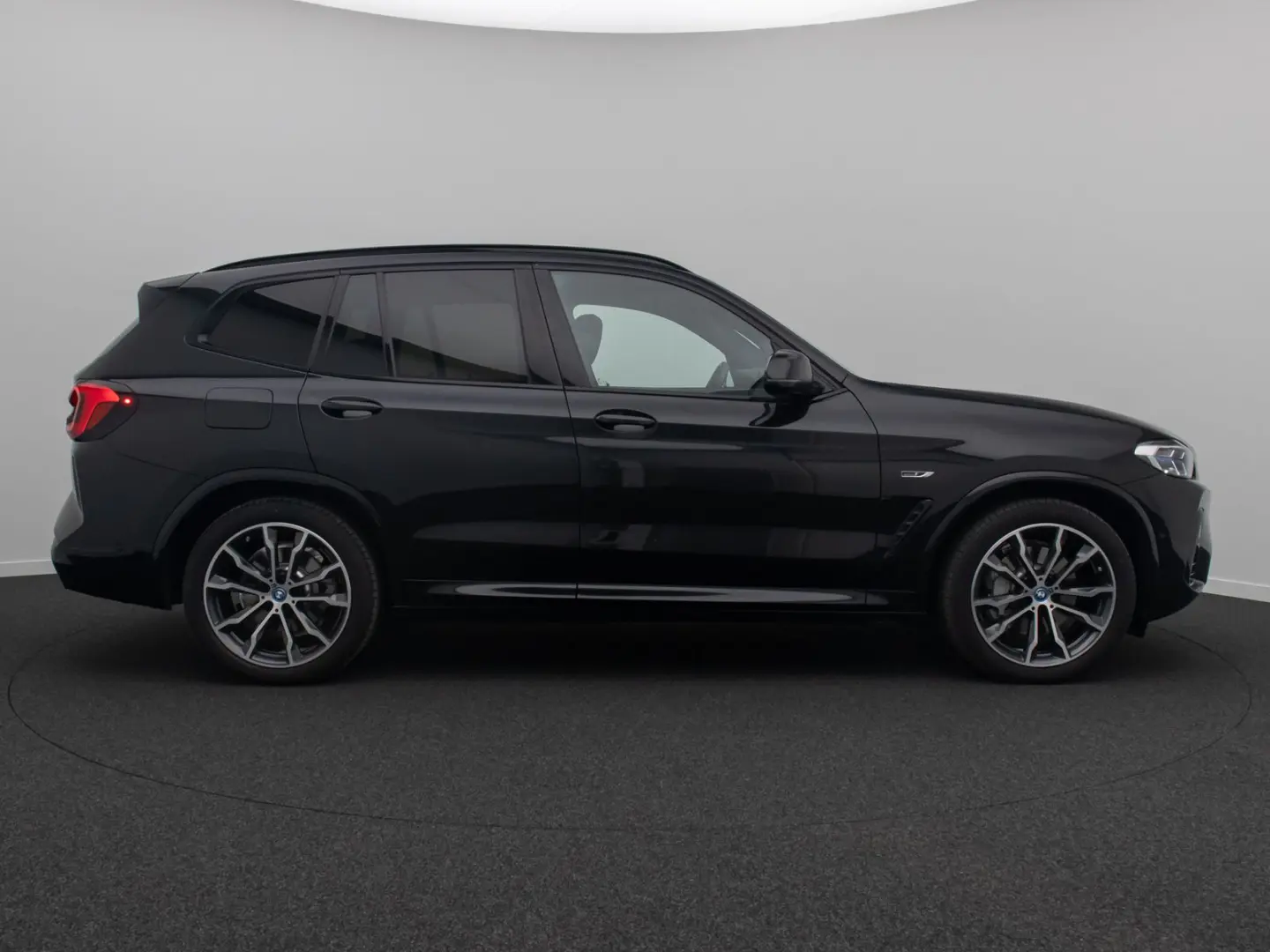 X3 xD30e M Sport Panorama Kamera Laser HUD HiFi