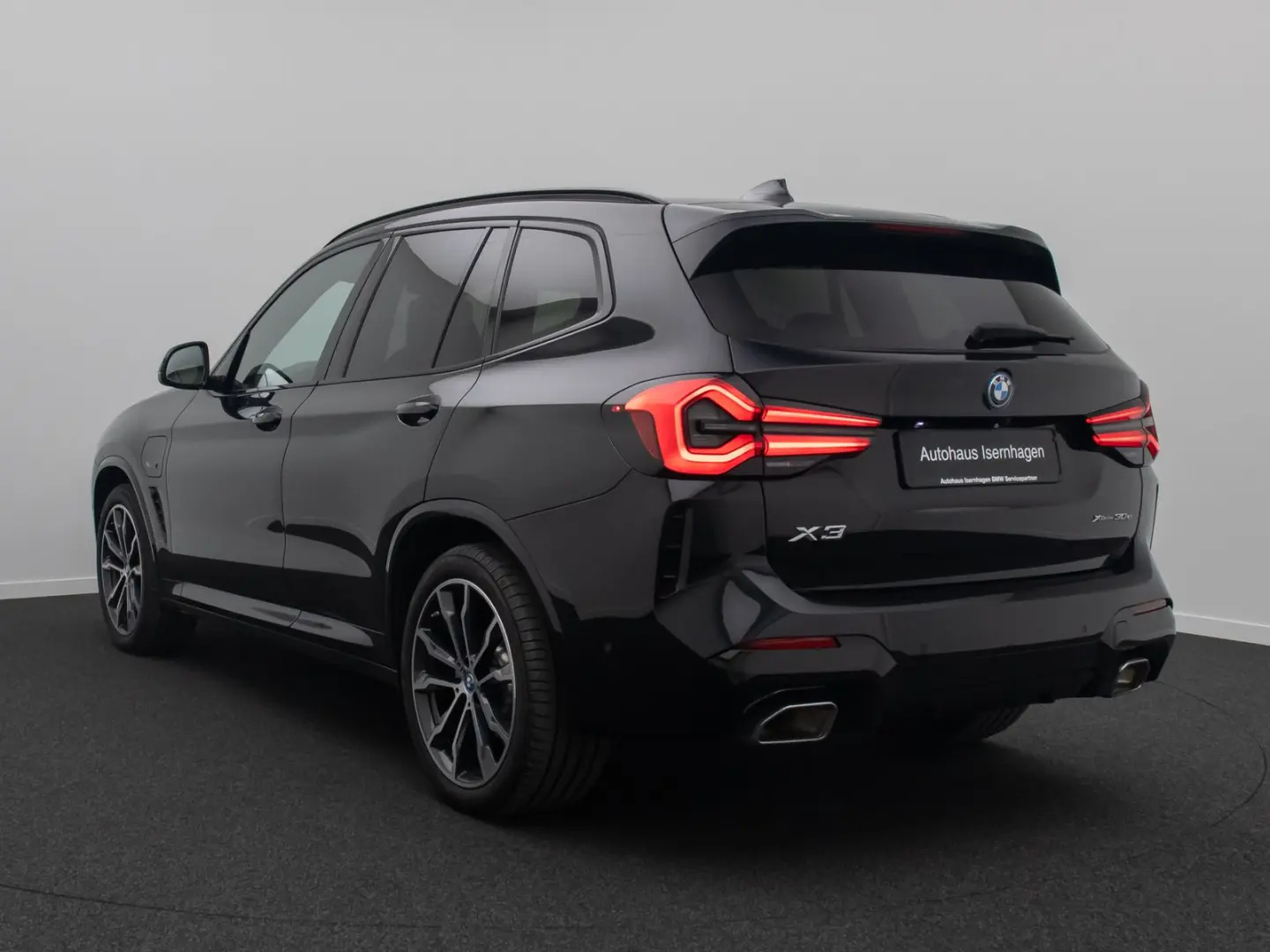 X3 xD30e M Sport Panorama Kamera Laser HUD HiFi